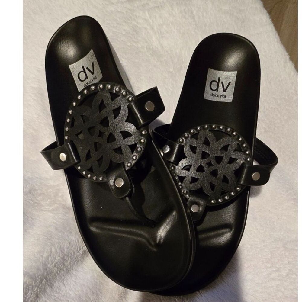 Dolce Vita Pilar Strap Sandal/Flip Flops - Size 8 - NWOT